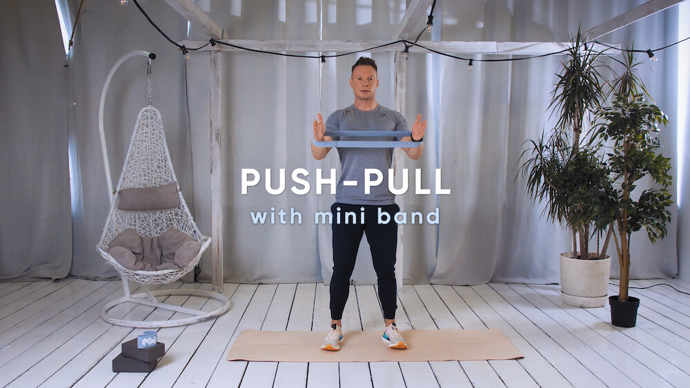 Zdjęcie ćwiczenia Push–pull with mini band
