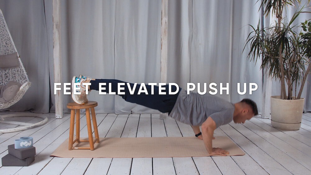 Feet elevated push up Atlas ćwiczeń Centrum Respo