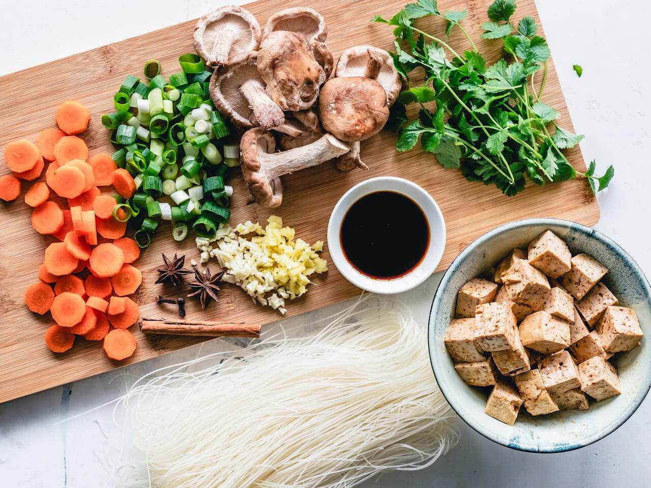 Zdjęcie do: Przepisy z tofu – 30 fit propozycji od dietetyków